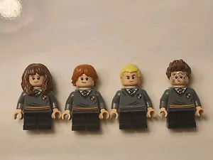NEW LEGO Harry Potter Minifigure Students Lot - Picture 1 of 1