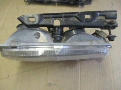 Faro derecho 94 LeSabre con panel de montaje 93-96 Park Avenue Foto 1 de 4