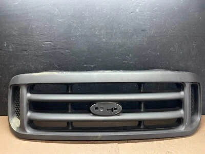 Parrilla cromada superior delantera Ford F250 Super Duty 1999 a 2004 M8158 DG fabricante original Foto 1 de 4