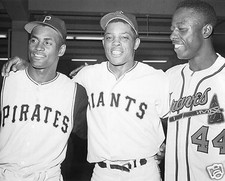 ROBERTO CLEMENTE-WILLIE MAYS-HANK AARON MLB  8X10 SPORT PHOTO (XXXL)