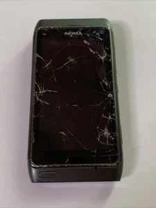Nokia N8 Mobile Phone N8-00 *Cracked Screen Untested For Parts / Repair - Picture 1 of 5
