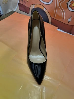 Zapato negro talla 7,5 punta puntiaguda tacón de aguja derecho solamente Foto 1 de 4