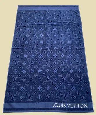 GENUINA TOALLA DE PLAYA VACACIONES LOUIS VUITTON MONOGRAMA REF.: M77781 NUEVO CON ETIQUETAS Foto 1 de 4