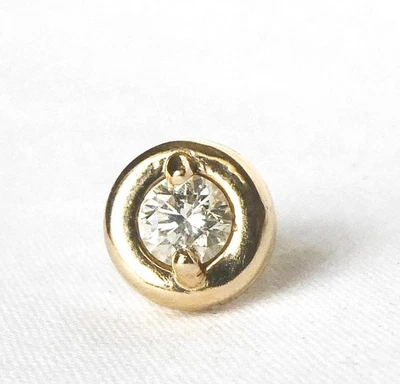 Conjunto de aretes redondos de bisel de donut de diamantes naturales individuales de oro de 14 k de 0,40 quilates Foto 1 de 4