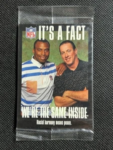 Rare 1996 NFL It's A Fact Lot Unopened Pack 3 Cards HOF Players - Picture 1 of 2