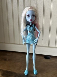 Mattel 2010 Monster High Dead Tired Abbey Bominable Fashion Doll - Picture 1 of 3