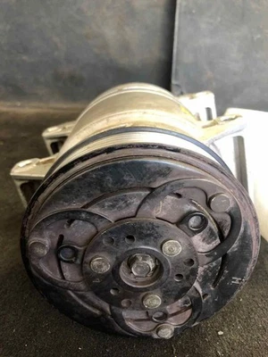 A/c Air Compressor VOLVO XC90 03 04 05 06 07 Foto 1 de 4