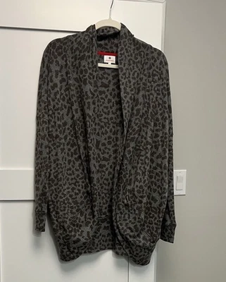 Cárdigan abierto Sundry 3 polar cepillado estampado animal cocoon manga Dolman grande Foto 1 de 4