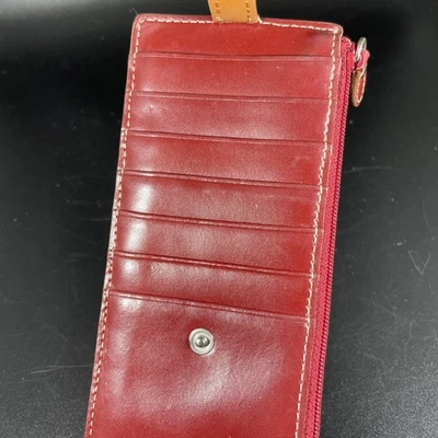 Estuche para tarjetas Lodis Audrey City con bolsillo con cremallera rojo usado Foto 1 de 4