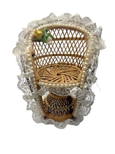 Vintage Pfauenstuhl Fächerlehne Geflecht Rattan Puppengröße Pflanzenständer Boho Deko - Bild 1 von 10