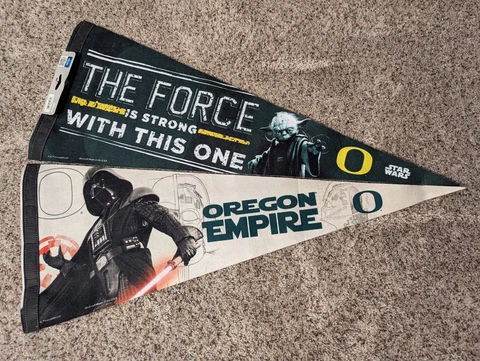 Oregon Ducks Star Wars Yoda Darth Vader Banner Flag Set Of 2 Lot Cover