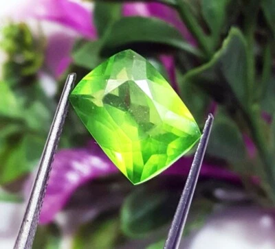 Kissen Form Natürlich Peridot Lose Edelstein 10.20 Karat Zertifiziert Mit Zugabe - Bild 1 von 4