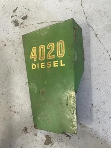 AR26770 John Deere Left Hand Rear Hood Shield - Picture 1 of 2