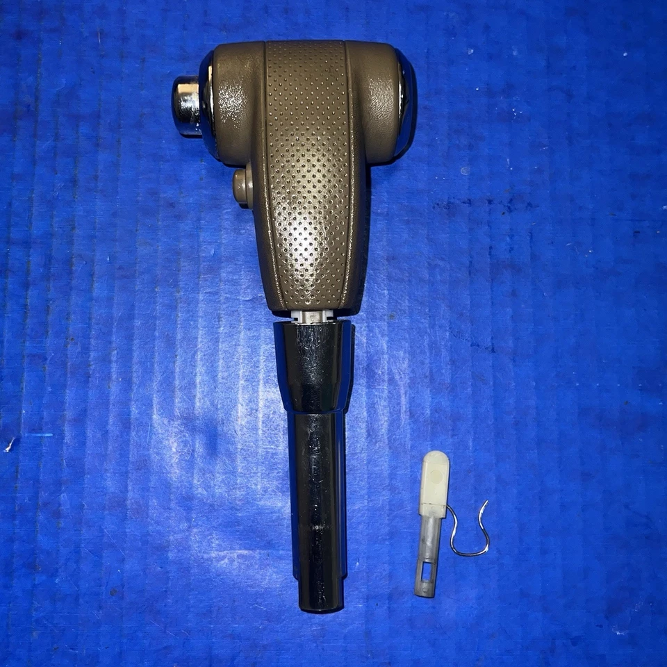 05-12 Nissan Pathfinder 05-15 Xterra palanca de cambios 05-18 Frontier Taupe Foto 1 de 3