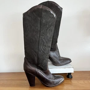 Vintage 80's ZODIAC Scalloped Leather Western Cowboy Boots Brown Size 9M - Picture 1 of 12