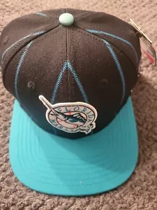 Mens Florida Marlins Pro Standard Baseball Snap Back Hat - Picture 1 of 9