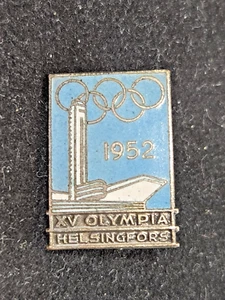 Rare Original 1952 Helsinki XV Summer Olympic Games pin badge-No chips or cracks - Picture 1 of 2