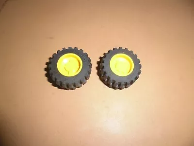 Lego 2x Rad Felge 18x14 30285 gelb Reifen 30.4x14 30391 schwarz ege37 - Bild 1 von 2