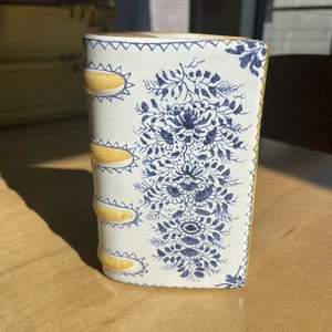 Metropolitan Museum of Art Flower Vase Ceramic Book or Hand Warmer or Flask - Picture 1 of 7