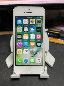 Apple iPhone 5 16gb Silver - Photo 1 sur 2