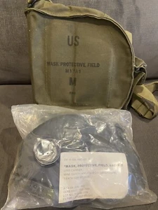 Vintage US  ABC-M17  A1 Chemical Gas Mask MSA Size Medium With Carryon Bag - Picture 1 of 6