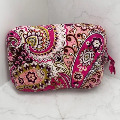 Vera Bradley - Very Berry Paisley - Medium Cosmetic Bag - 2010 Retired Pattern - Image 1 of 4