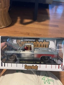 🔥M2 Machines SquareBody Syndicate 1976 GMC Sierra Grande 15 SUPER Chase 1:24🔥 - Picture 1 of 2