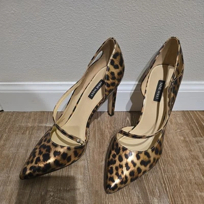 Zapatos de salón Nine West metálicos con estampado de leopardo punta tacón alto estampado animal talla 9,5 Foto 1 de 4
