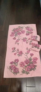 Cannon Monticello Vtg Bath Towel, 2 wash cloths Roses, Pink, Green, Cotton - Picture 1 of 4