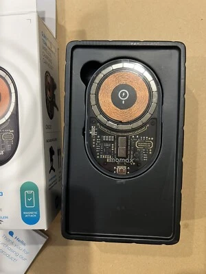 Cargador de coche de carga inalámbrica magnética MOMAX, montaje Q Mag 3 Foto 1 de 4