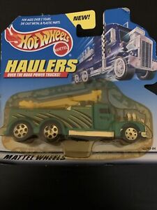 1998 HOT WHEELS HAULERS "OVER THE ROAD POWER TRUCKS MONSTER ARM TOWING