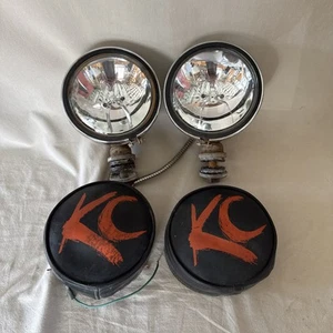 Vintage Set of2 KC HiLITES 6” Round Black/Red Vinyl Soft Fog Light Covers Works - Picture 1 of 24
