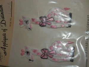 Vintage Set of 2 Baby Giraffes Applique Patches In Package - Picture 1 of 3