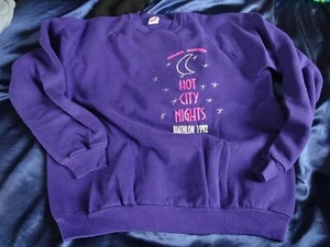 VTG Hot City Nights Biathlon 1992 Purple Pink Moon Stars Print Sz XL - Picture 1 of 6