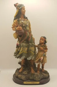 Vntg Woman/Child Native American Indian iac international figure premiere collec - Picture 1 of 4