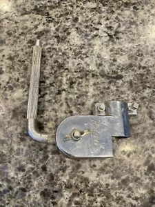 VNTG Gretsch Techware Single Tom Drum Mount L-Arm 1/2"12.7mm w/ Mount Chrome - Picture 1 of 14