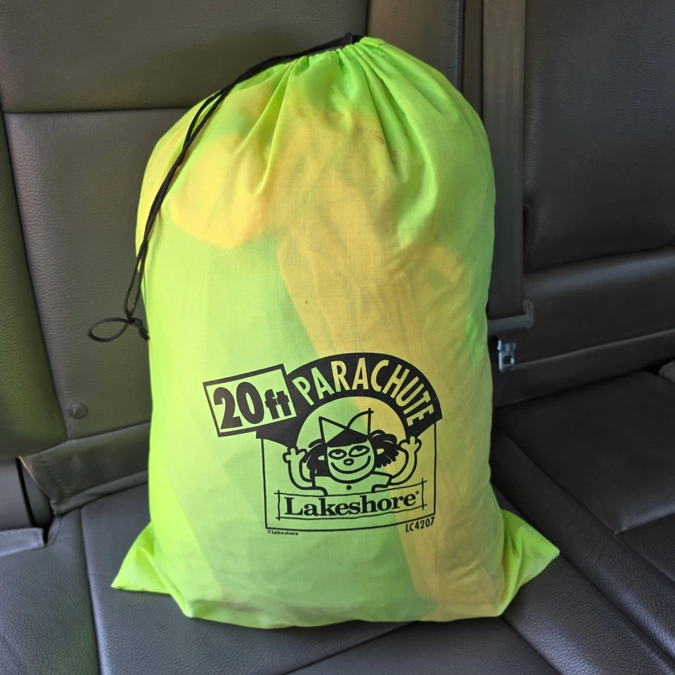 Paracaídas Lakeshore 20 pies con bolsa preescolar colores arco iris muy resistente Foto 1 de 2