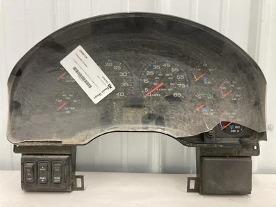 Painel de instrumentos 2003-2008 International 4300 - Usado | P/N 3604598C92 - Imagem 1 de 4