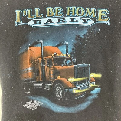 Camiseta De Colección Solo Camioneros 3D Emblema Rara Grande I’ll Be Home Early Trucking Foto 1 de 4