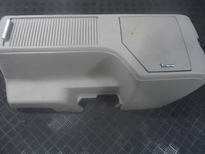 Saturn Vue 2006 2007 2,2 L piso consola central gris Foto 1 de 4