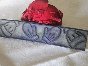 Tampon ancien sans support frise broderie collection gants bonnets n°23 - Picture 1 of 5