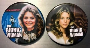 MUJER BIÓNICA LINDSAY WAGNER 2.25" PIN BOTONES O IMANES Six Million Dollar Man - Imagen 1 de 3