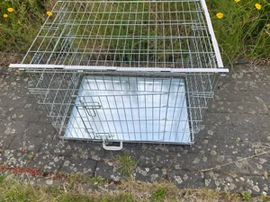 Hundebox (faltbar) für Hunde im Auto - Bild 1 von 4