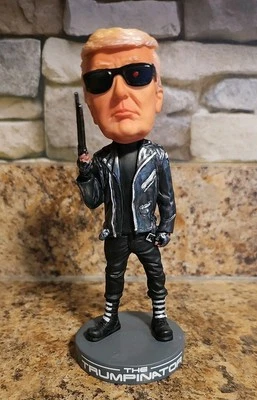 The Trumpinator Bobblehead - Volveré en 2024 (Trump Bobblehead) Foto 1 de 4
