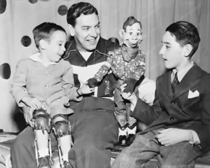 Howdy Doody Buffalo Bob 1950s Classic 8 by 10 Reprint Photograph - Photo 1/1