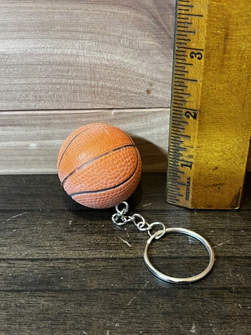 Robert basketball keychain Cover