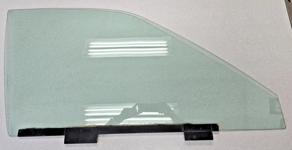 BONITO ORIGINAL PORSCHE 924 924S 944 968 VENTANA PUERTA PASAJERO HERCULITA TINTADA Foto 1 de 4