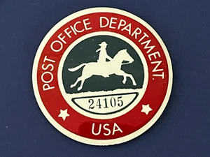 Pinback insignia caballo con jinete del Departamento de Correos de colección empleado de EE. UU. USPS - Imagen 1 de 4