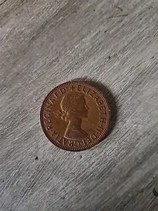 1962 british 1 pound coins ( ONE Penny) - Picture 1 of 2