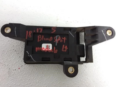 Panel de cuarto trasero de radar de alerta de punto ciego LT ACURA MDX 751937 # 36935TZ5A02 Foto 1 de 4